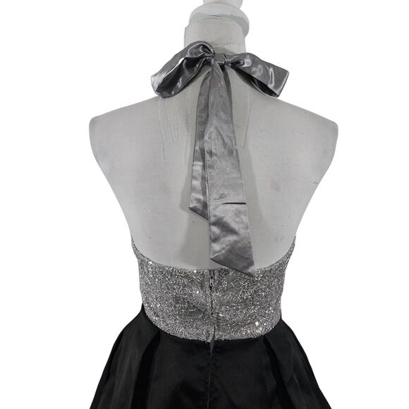 B. DARLIN! LUXE BLACK SATIN & SILVER SEQUINNED HALTER TIE BODICE DRESS! SZ 5/6 - Picture 7 of 11